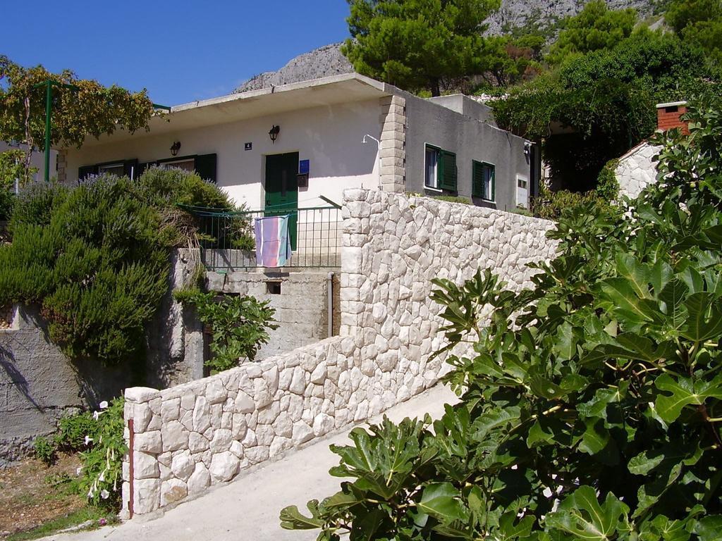 Petar Apartment Omiš Dış mekan fotoğraf